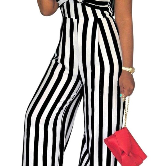 Spaghetti strap, wide leg, open back jumpsuit - Picture 3 of 3